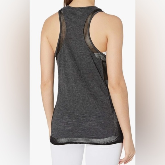 ๐ NUX Black & Gray Tank NWOT (Pit to pit 18โ++
Length 25โ) - Picture 3 of 3